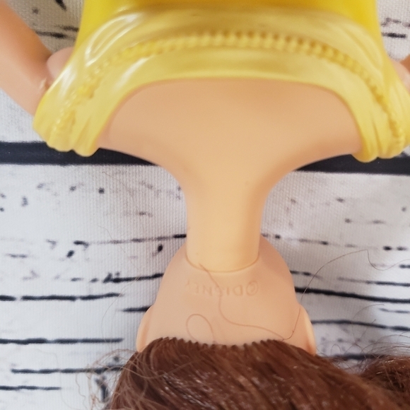 Disney Princess Mattel Sparkle Belle Doll - Picture 5 of 6